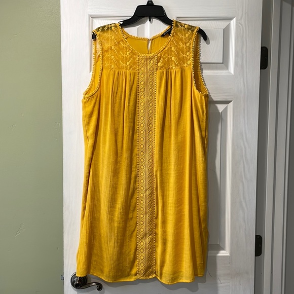 Zac & Rachel Dresses & Skirts - Cute Yellow Dress